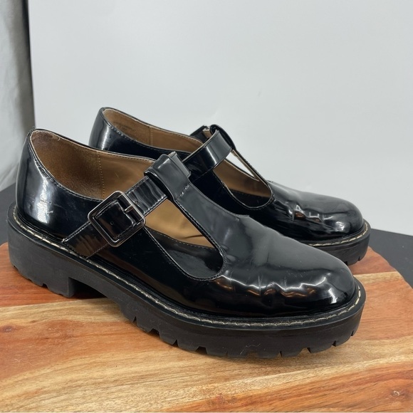 Madden girl Janne shoes, size 7.5 black patent leather T-Strap lug soles - Picture 1 of 10